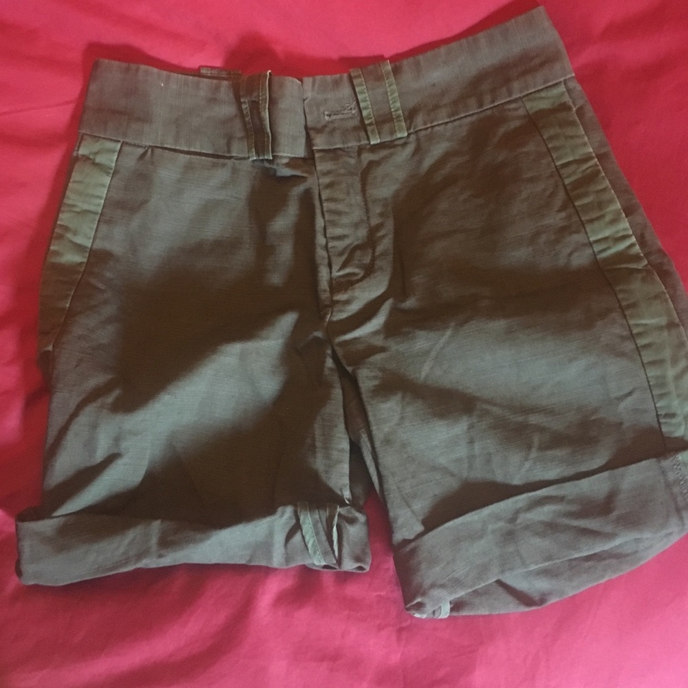 Green Cotton/Linen Marc Jacobs shorts- size 4